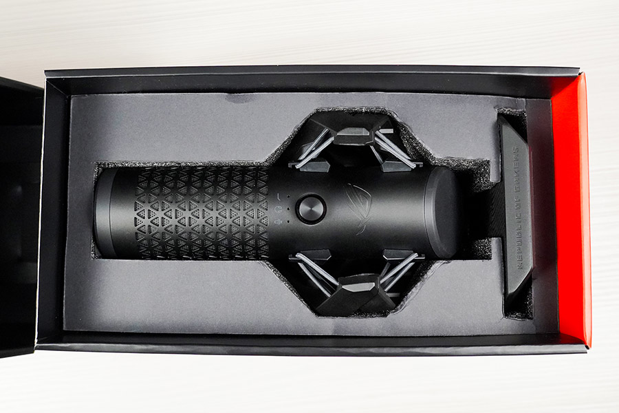 ASUS ROG Carnyx