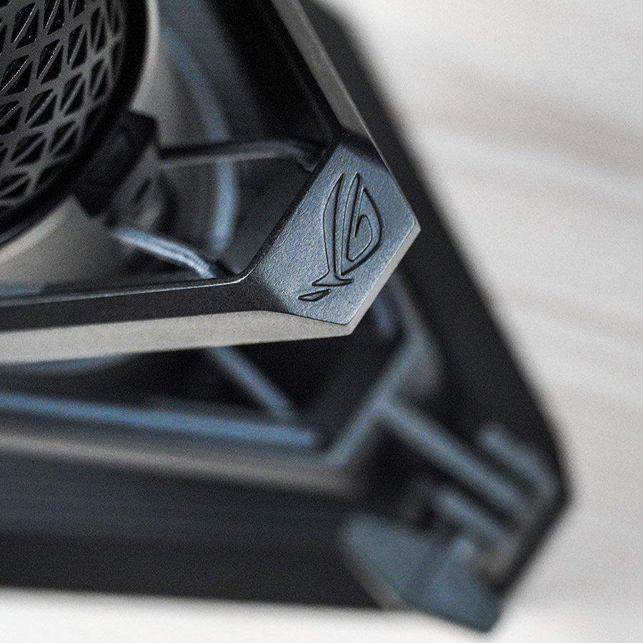ASUS ROG Carnyx