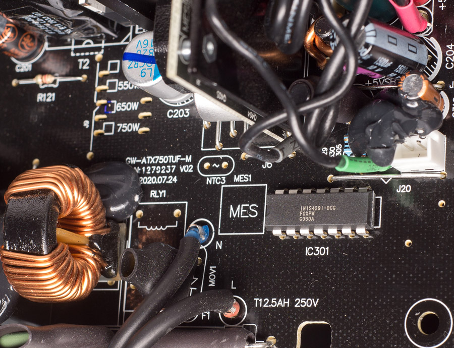 ASUS TUF-GAMING-650B