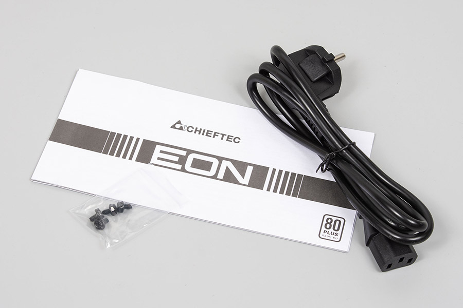 Chieftec EON ZPU-700S